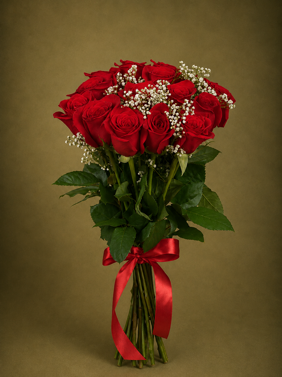 Bouquet de roses et gypsophiles